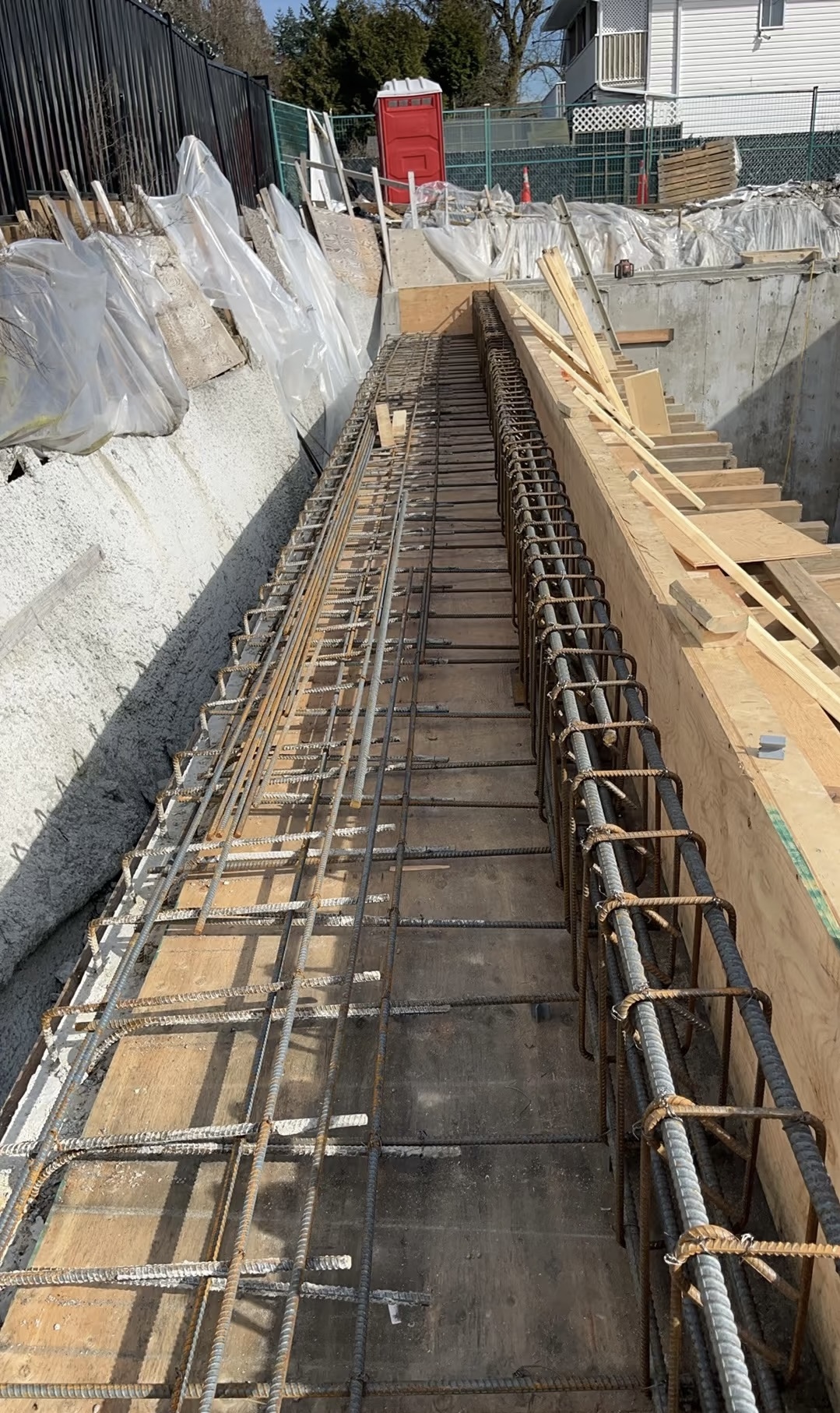 LLS Construction contact section image